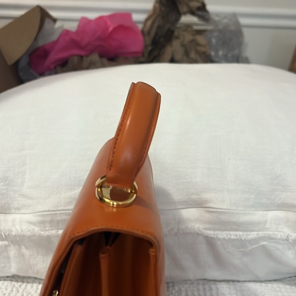 This is a rare find the color is a orange /brown - Picture 5 of 8